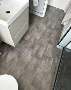 Another shower room completed by our Leamington team in Caspian cushion floor fitted by Scarlett.
